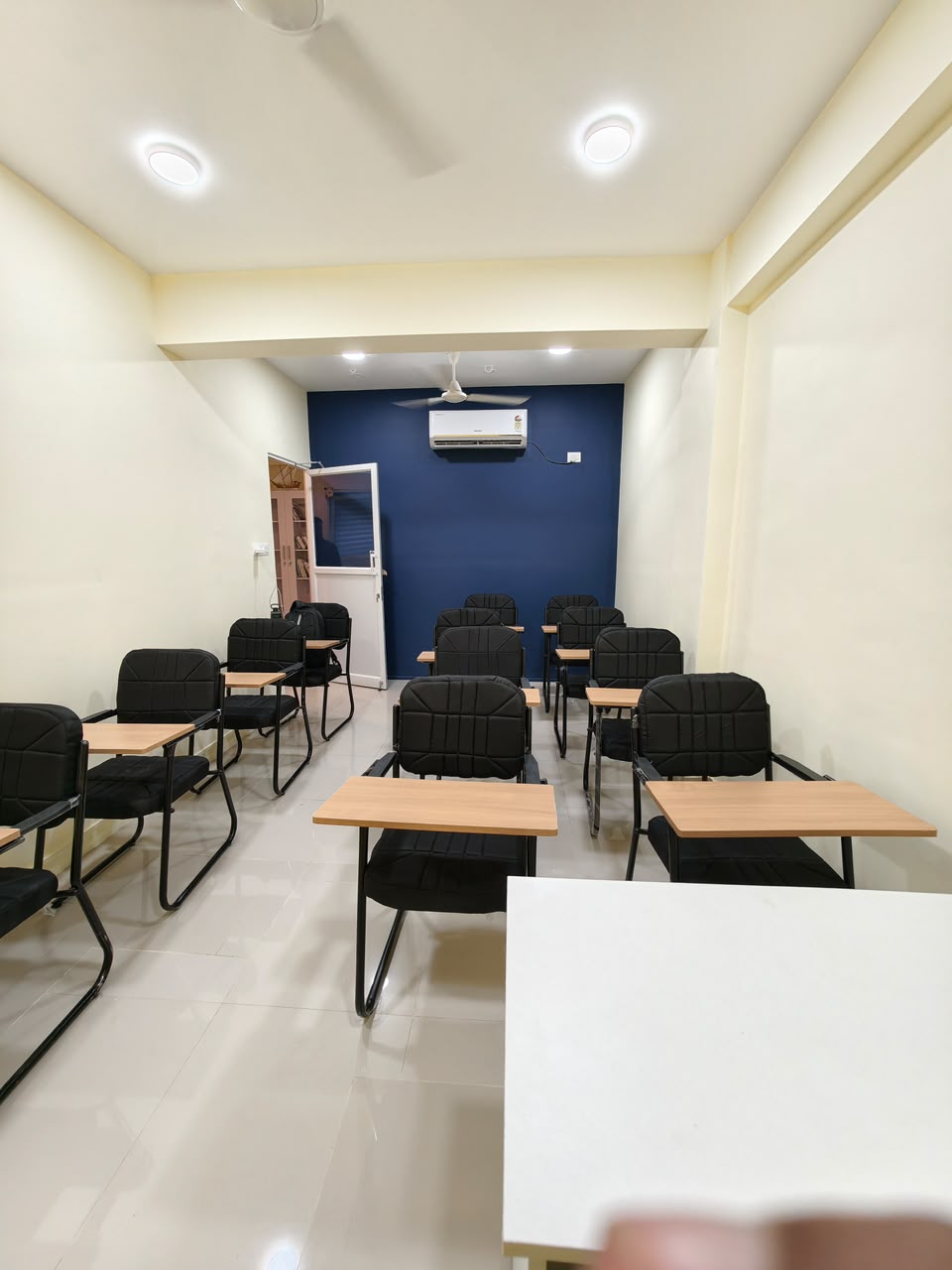 Classroom session at ISLA